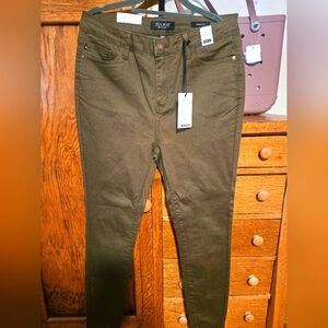 Judy Blue Olive Green High Waist Skinny Jeans Women’s Sz 13/31 Stretchy Comfort